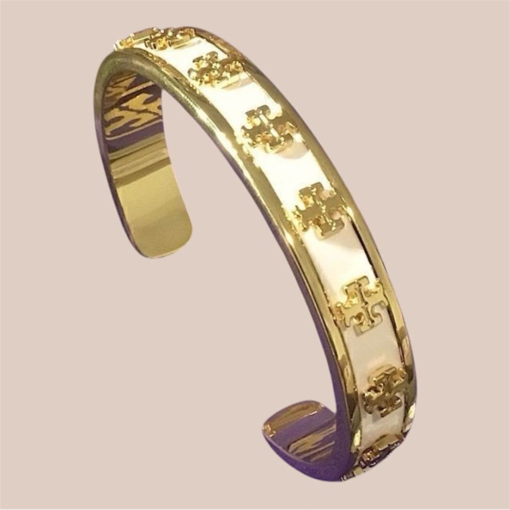 TORY BURCH LACQUERED RAISED KIRA LOGO STUDDED BRACELET